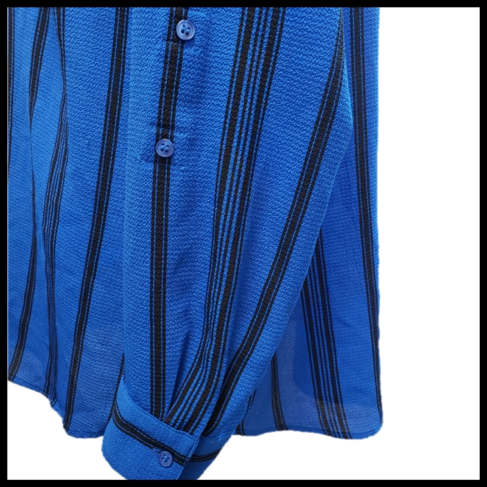 Notations Blouse - Picture 3 of 4